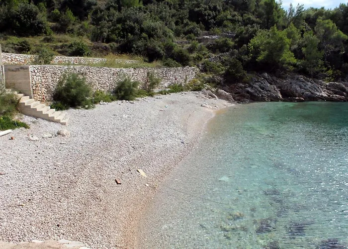 Secluded Fisherman's Cove Srhov Dolac, Hvar - 15087
