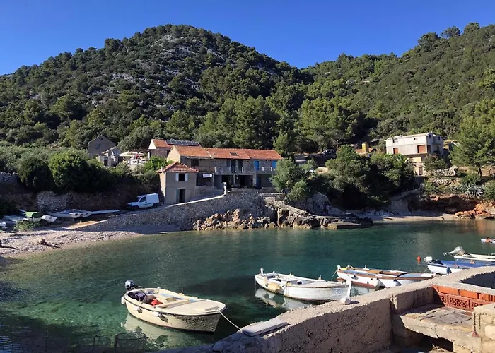 Secluded Fisherman's Cove Srhov Dolac, Hvar - 15087 Дом отдыха Gdinj